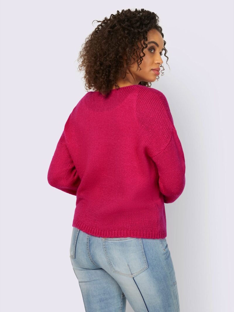 Pull en maille avec un col V