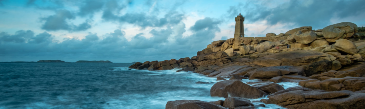 La côte de granit rose