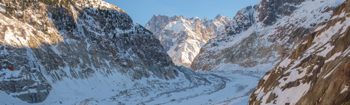 Le Glacier de Mer de Glace dans les Alpes