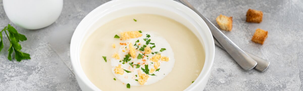 Velouté de Saint-Jacques  aux pommes et calvados 